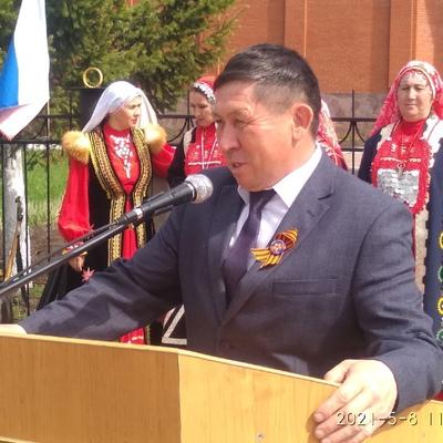 Венер Кунафин